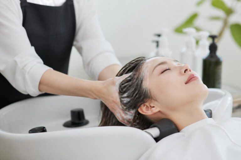 髪のツヤのために睡眠を改善する方法は？
